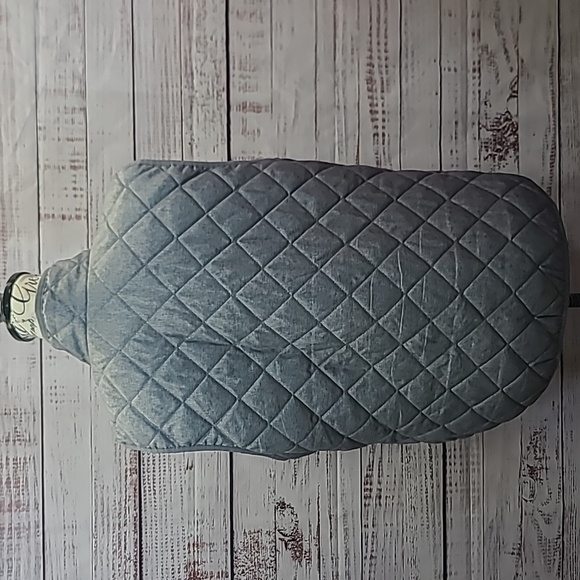 Old Navy quilted gray vest - Picture 6 of 8